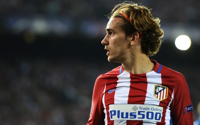 U游体育精华-佩洛娃这脚传中找到后点队友